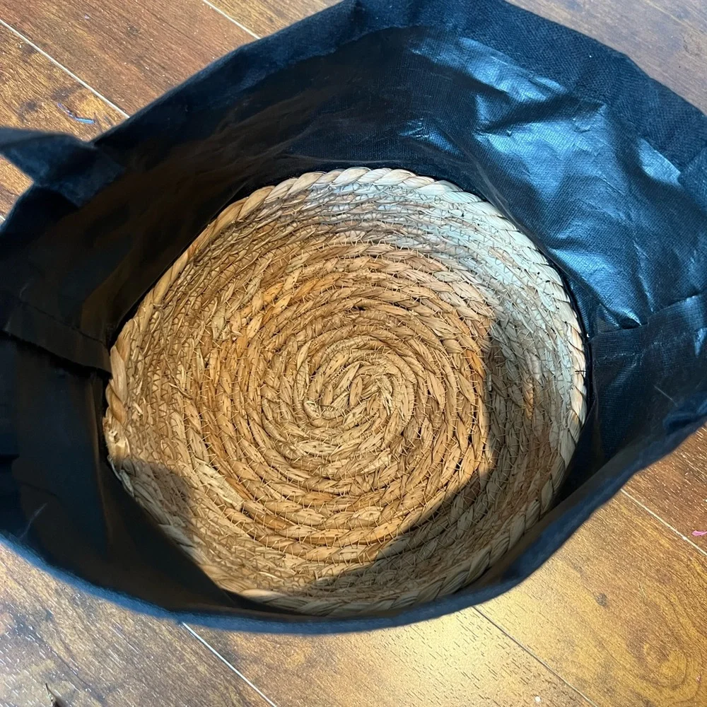 Black & tan gift basket